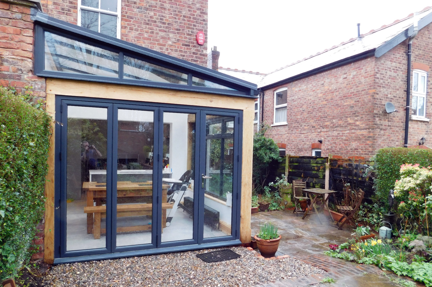 Kitchen extension, oak frame, conservatory style, modern interior fittings, Bell Walker, Altrincham, Trafford, Greater Manchester