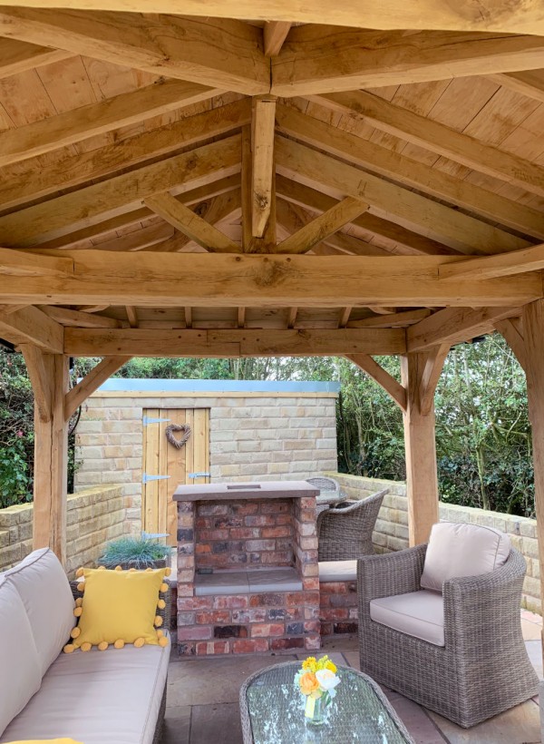 Gazebo, artisan, garden room, oak framed construction, hipped roof