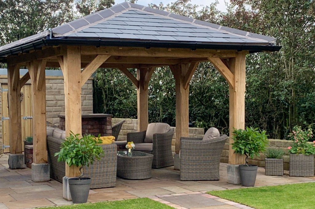 Gazebo, artisan, garden room, oak framed construction, hipped roof